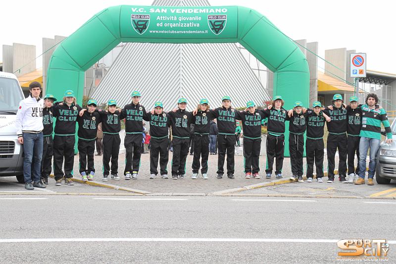 Squadra Esordienti 2011.jpg